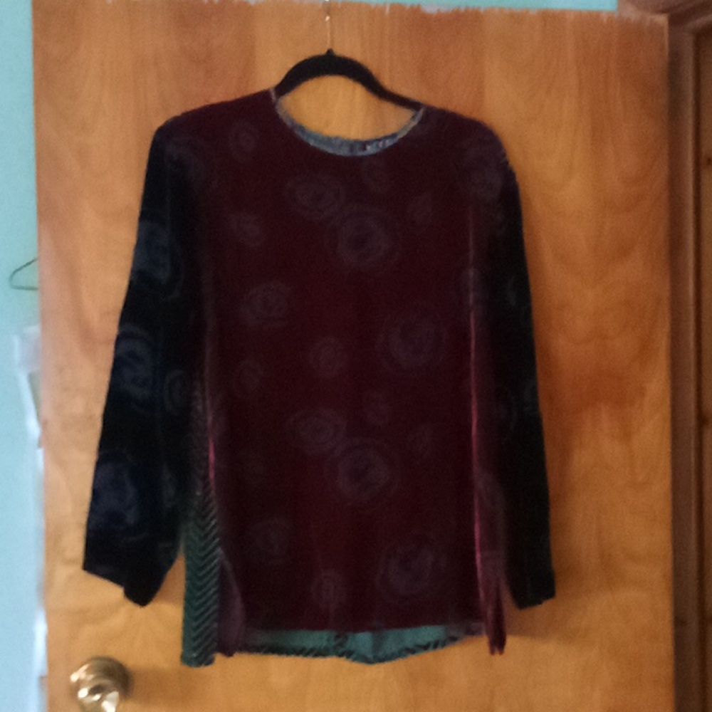 Koos of course vintage long sleeve top